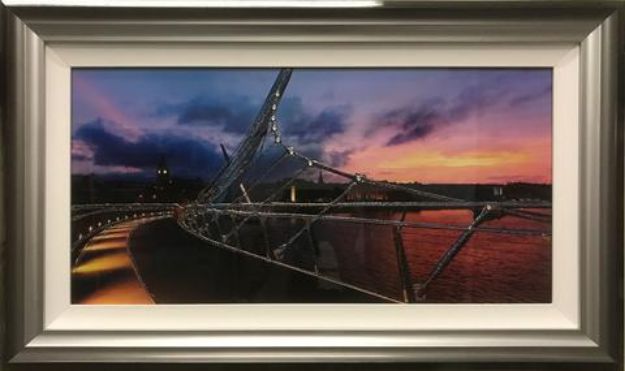 Picture of Peace Bridge Colour